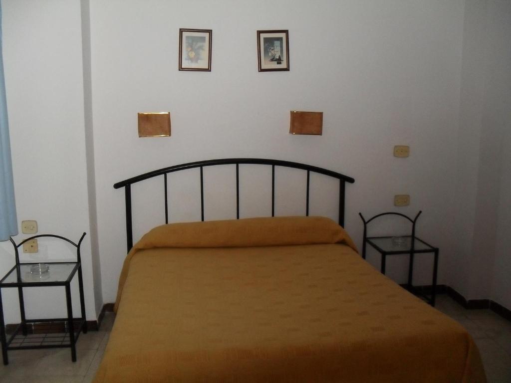 Guest house Versalles *