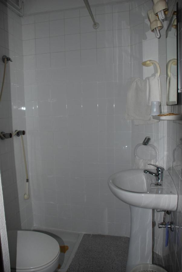 Guest house Versalles *